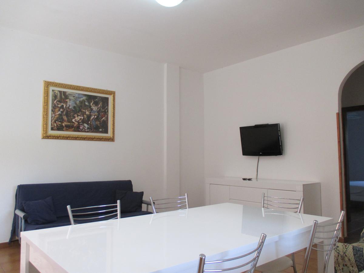 Palinuro Casa Vacanze "Donna Antonia" Bagian luar foto